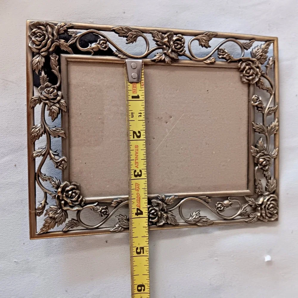 Vintage Ornate Brass Tone Metal Rose‎ Floral Picture Frame 3.5x5  Cottagecore